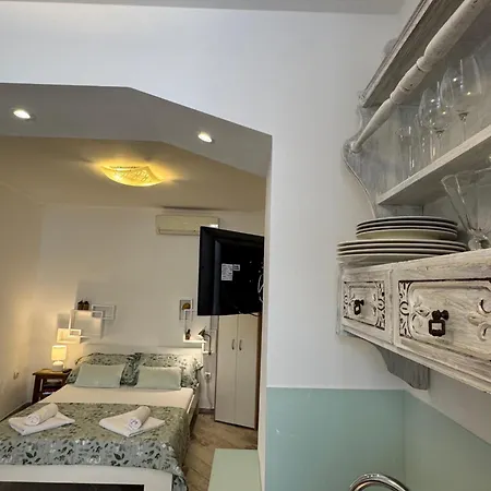 Lola Apartment Trogir